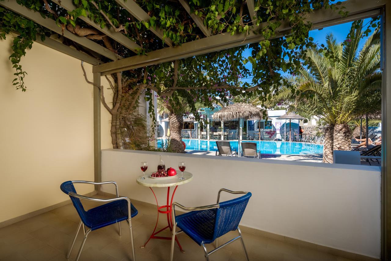 Zephyros Hotel Kamari  Exterior photo
